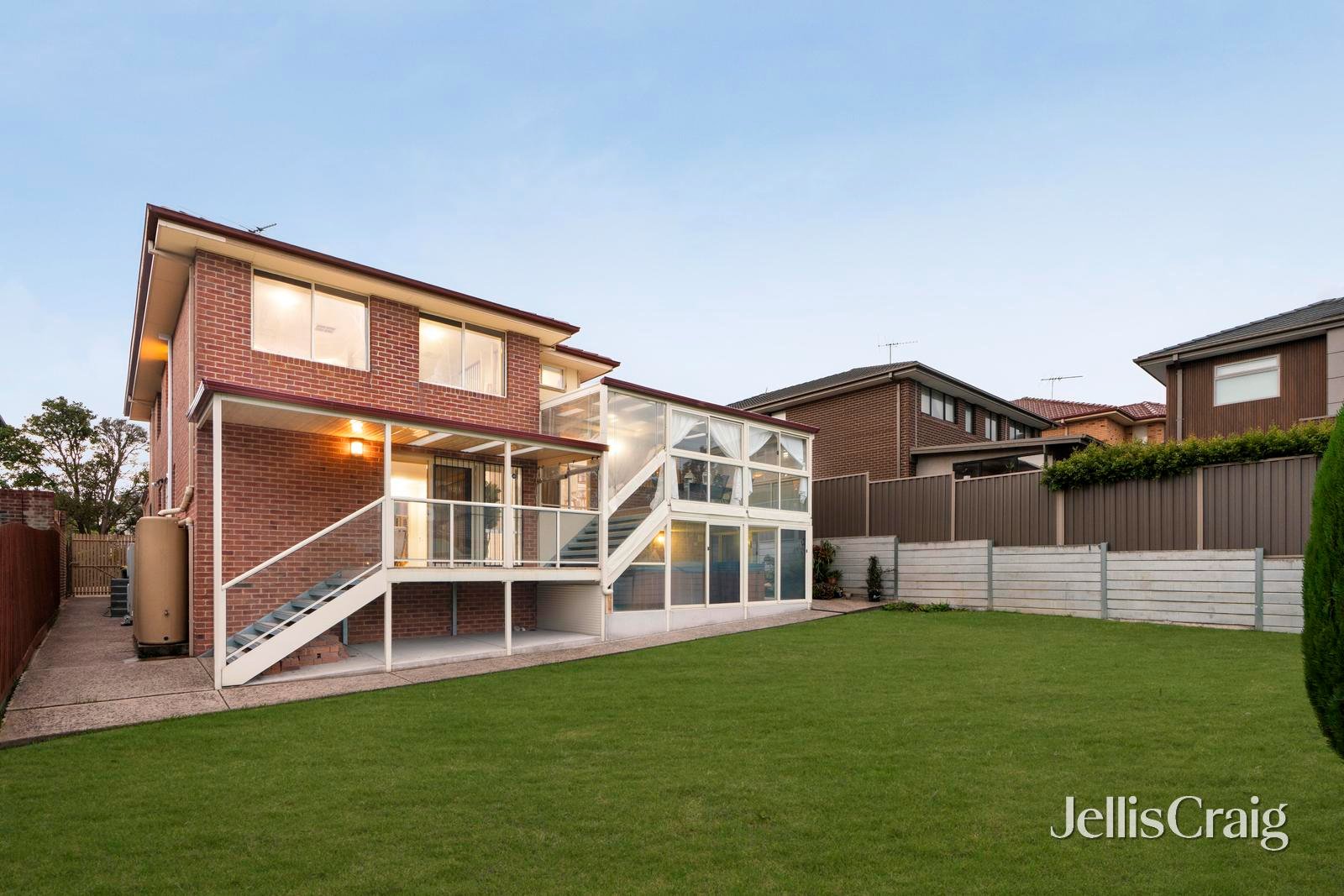 18 Mount Pleasant Drive, Mount&nbsp;Waverley image 19