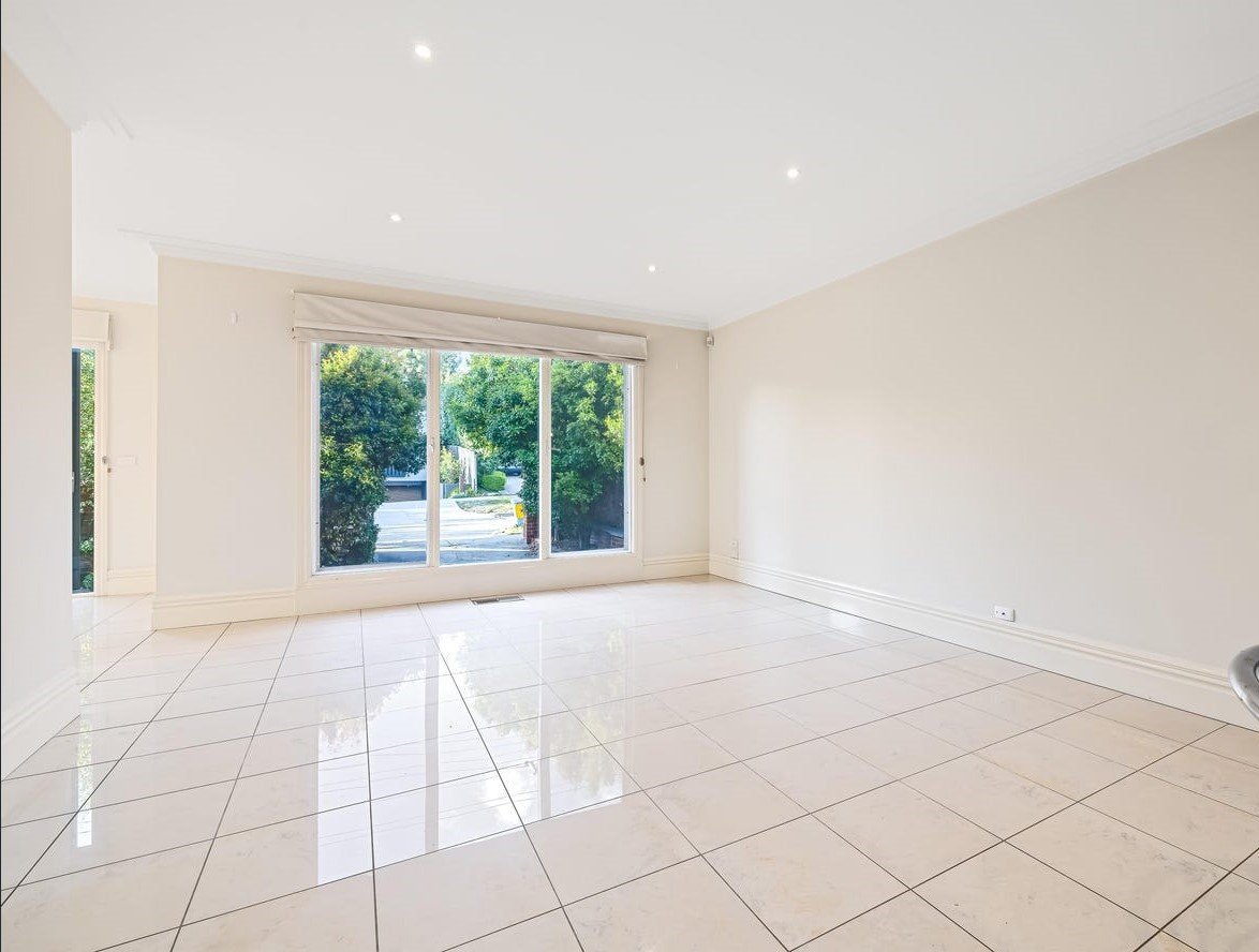 1/8 Mowbray Street, Hawthorn East image 3