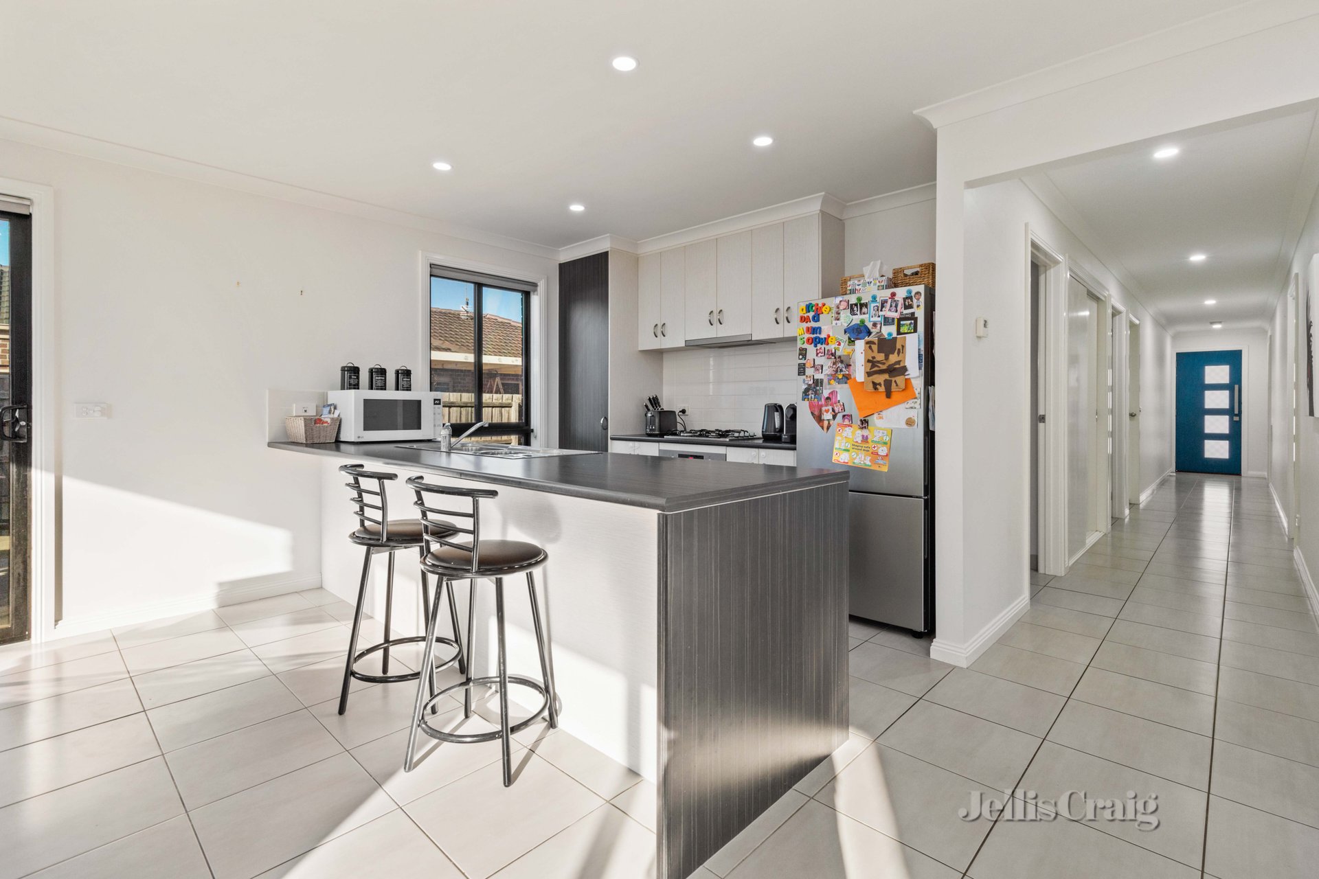 18 Muller Court, Mount Clear image 2