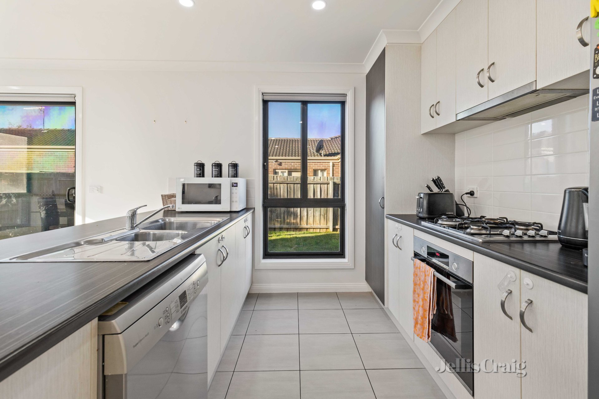 18 Muller Court, Mount Clear image 3