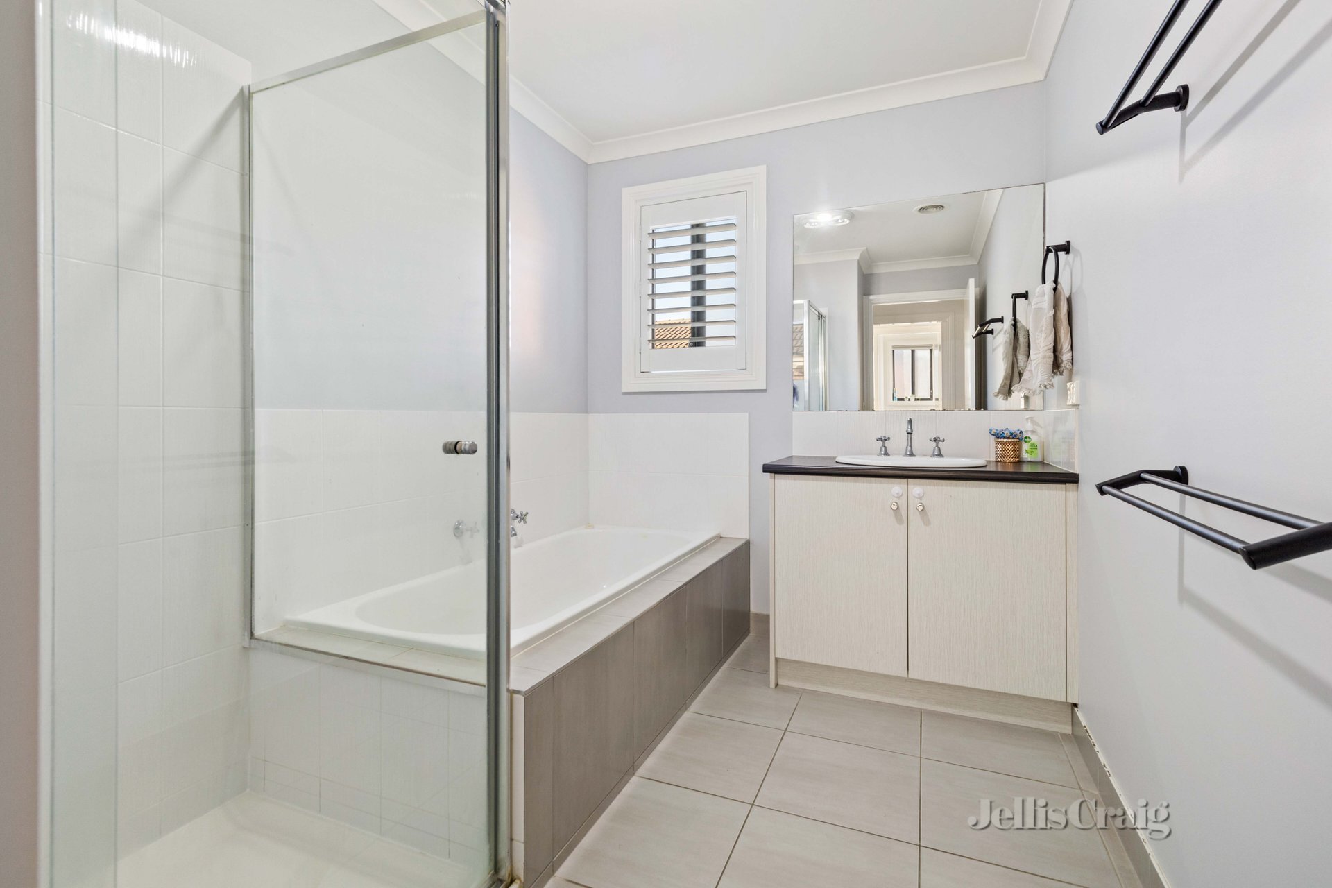18 Muller Court, Mount Clear image 8