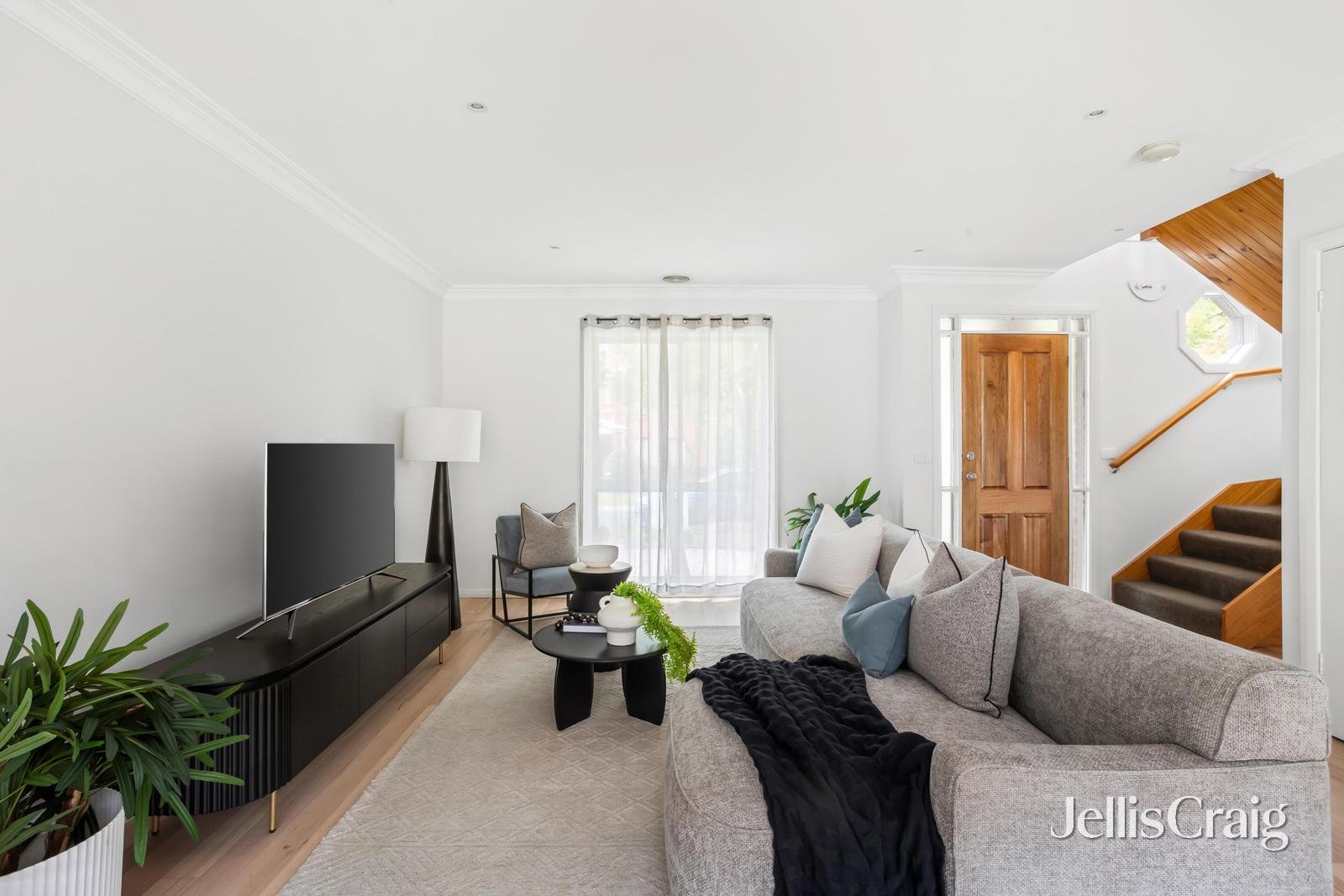 18 Mulsanne Lane, Bentleigh&nbsp;East image 2