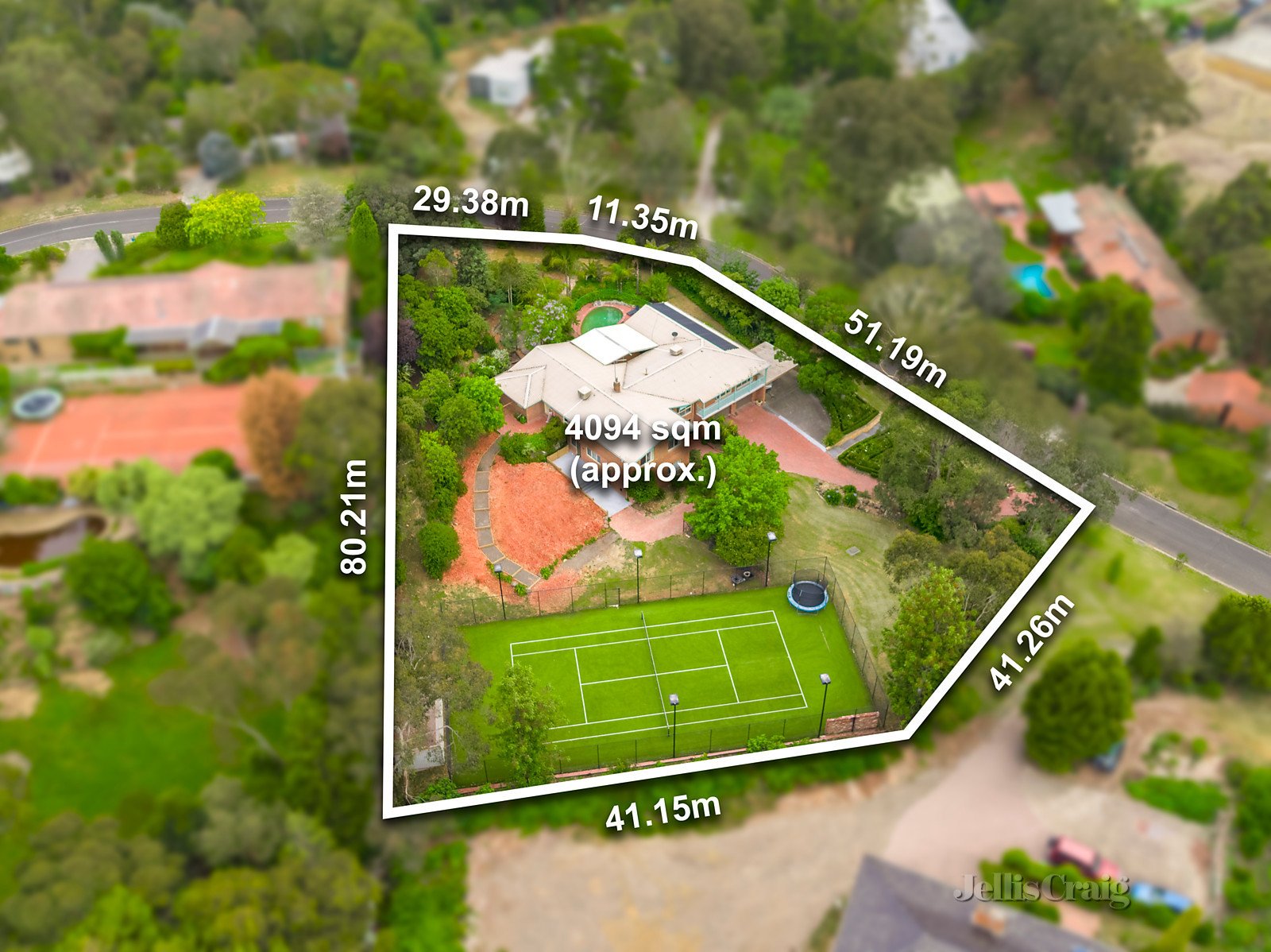 18 Murndal Drive, Donvale image 2