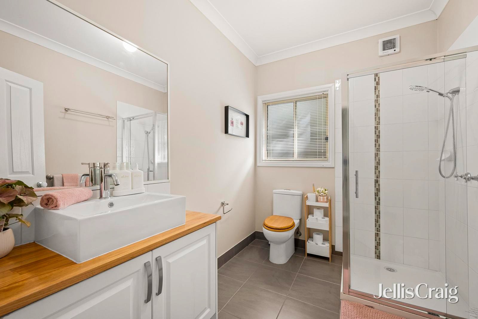 18 Neryl Court, Mooroolbark image 13