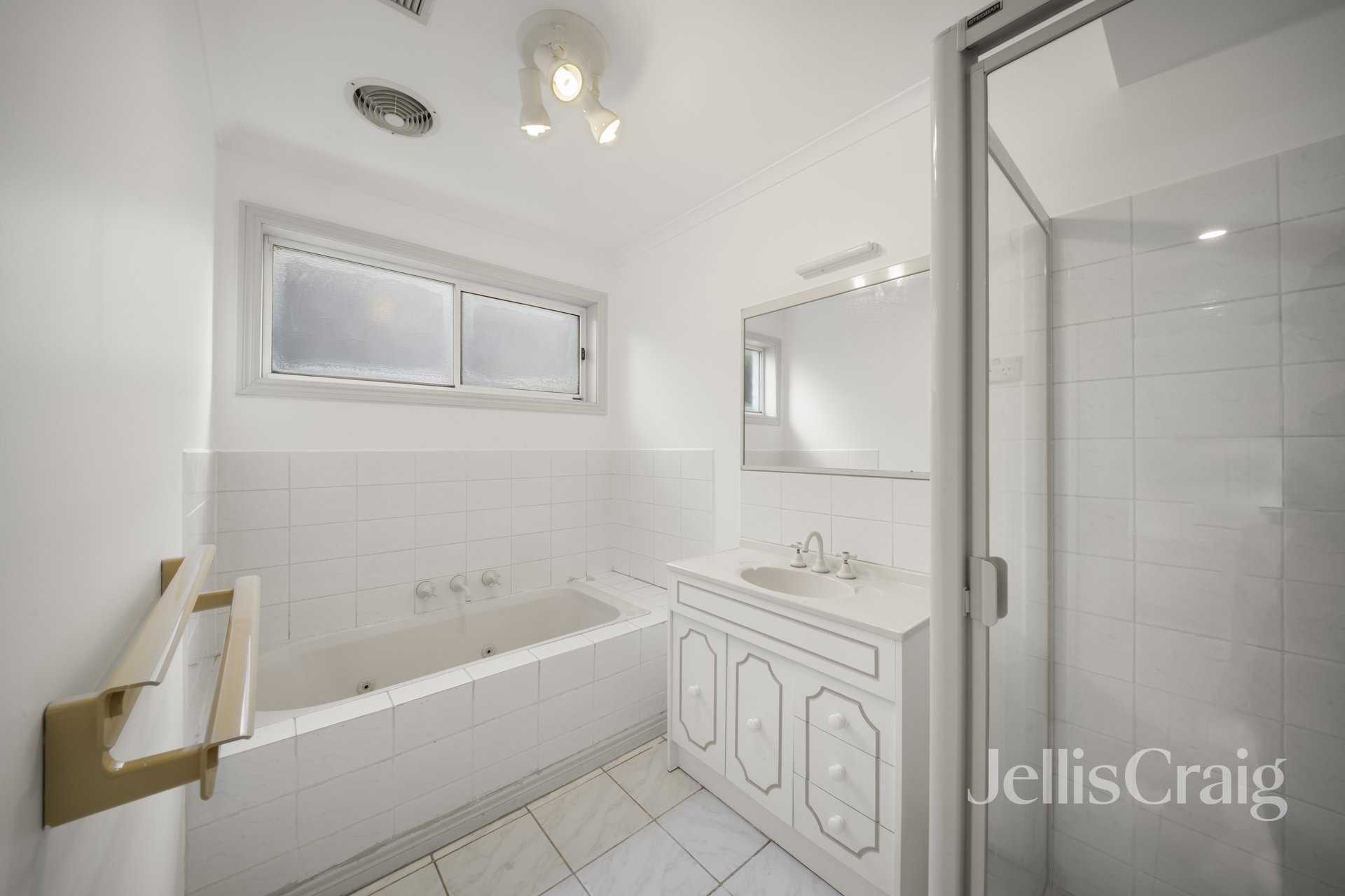 18 Newington Parade, Chelsea image 10