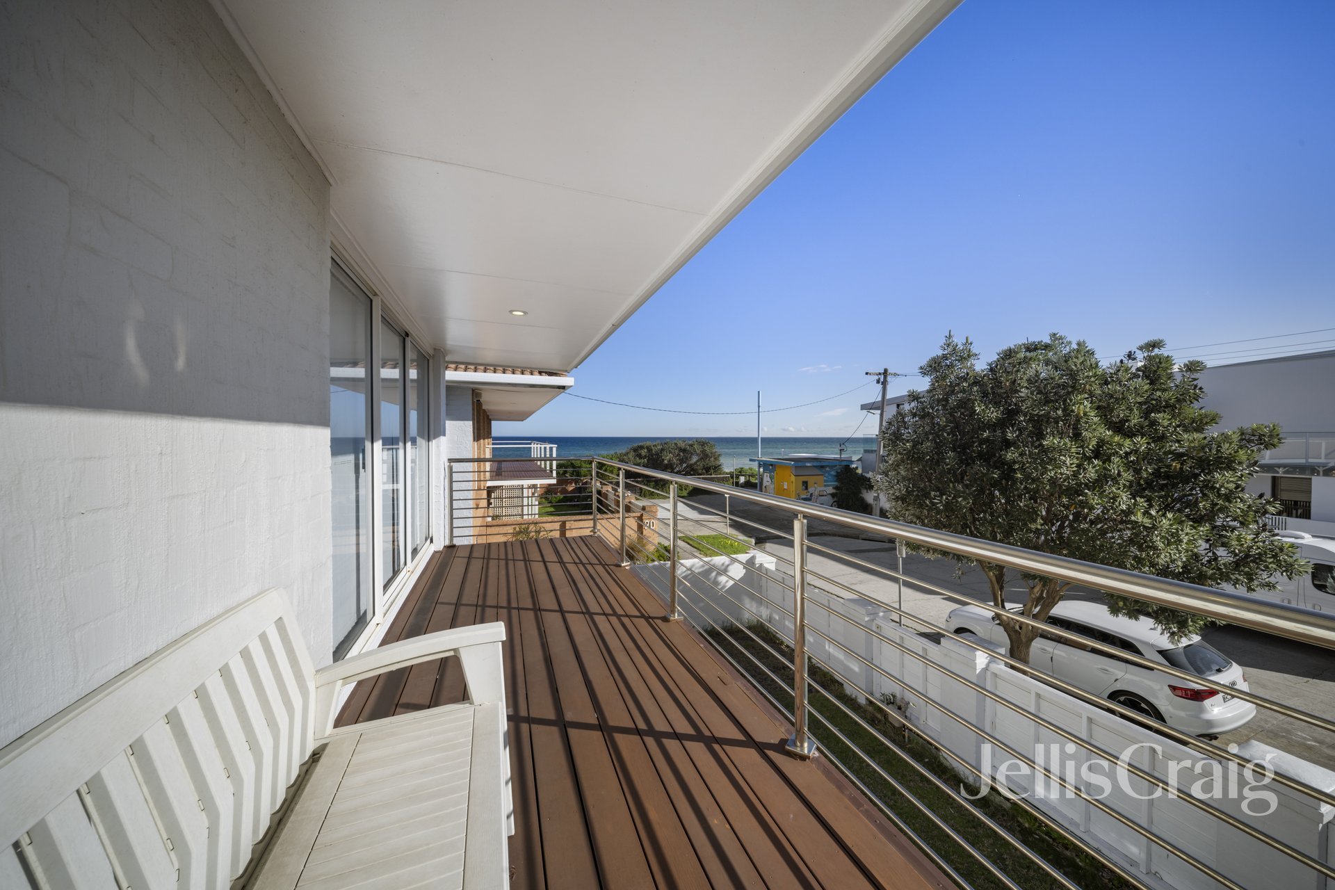 18 Newington Parade, Chelsea image 2