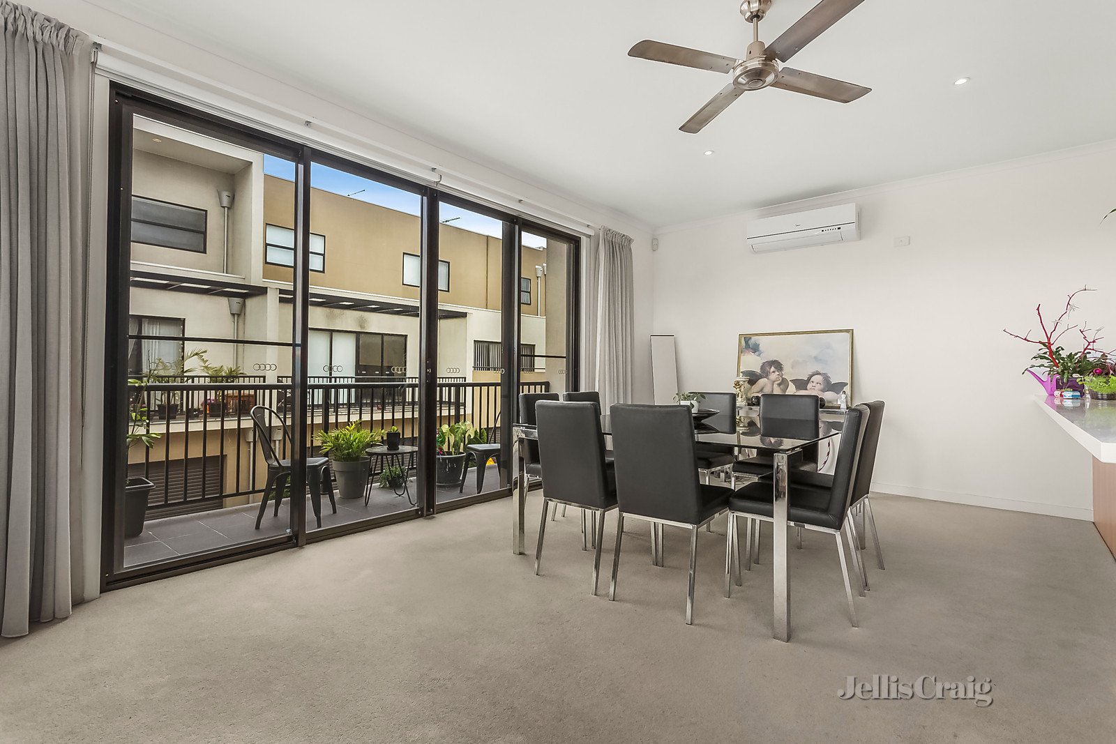 18 Newman Drive, Footscray image 2