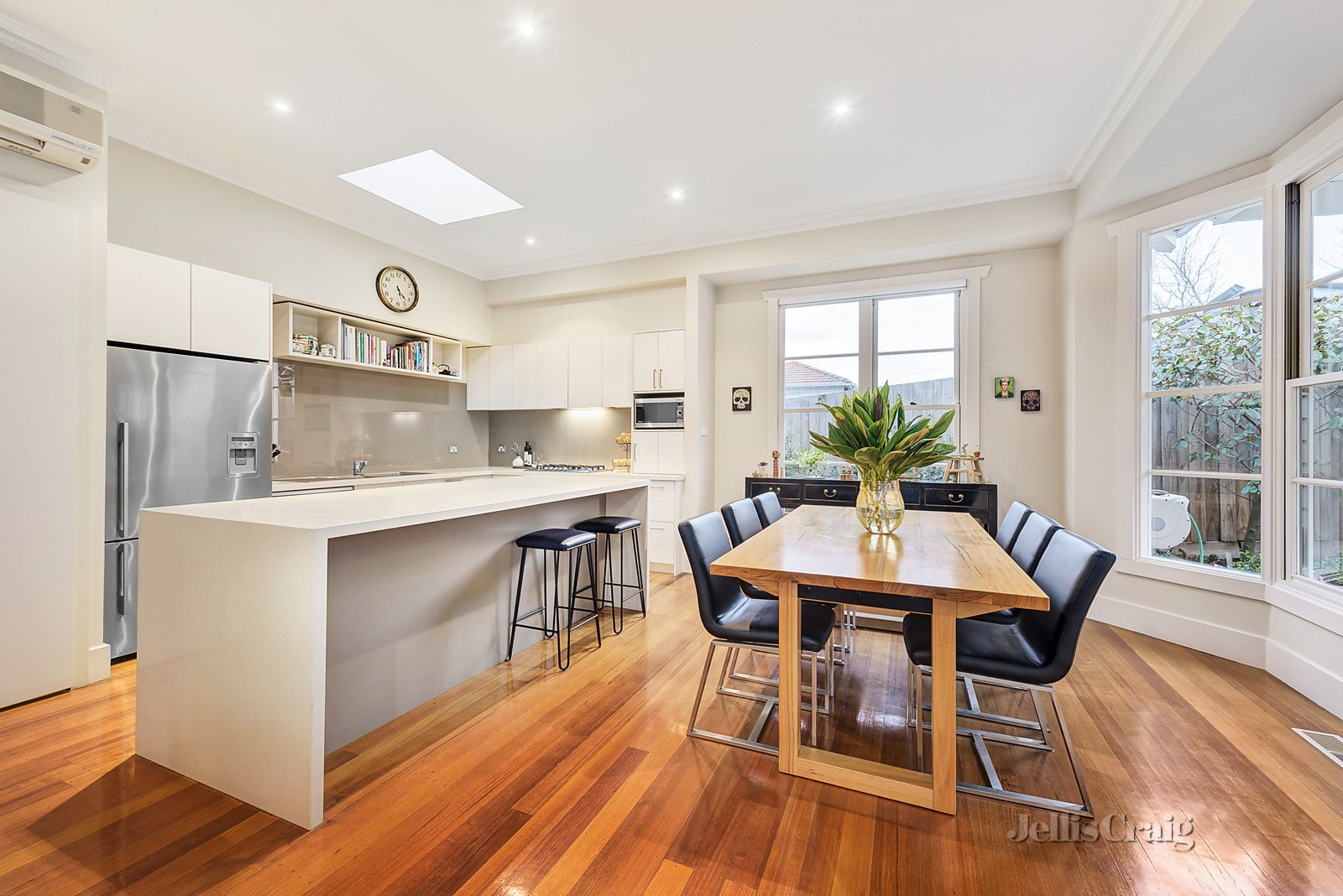 18 Nicholsdale Road, Camberwell image 3