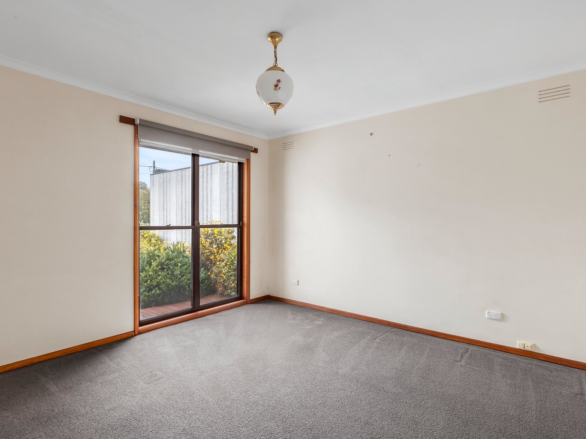 Property Gallery Thumbnail 5