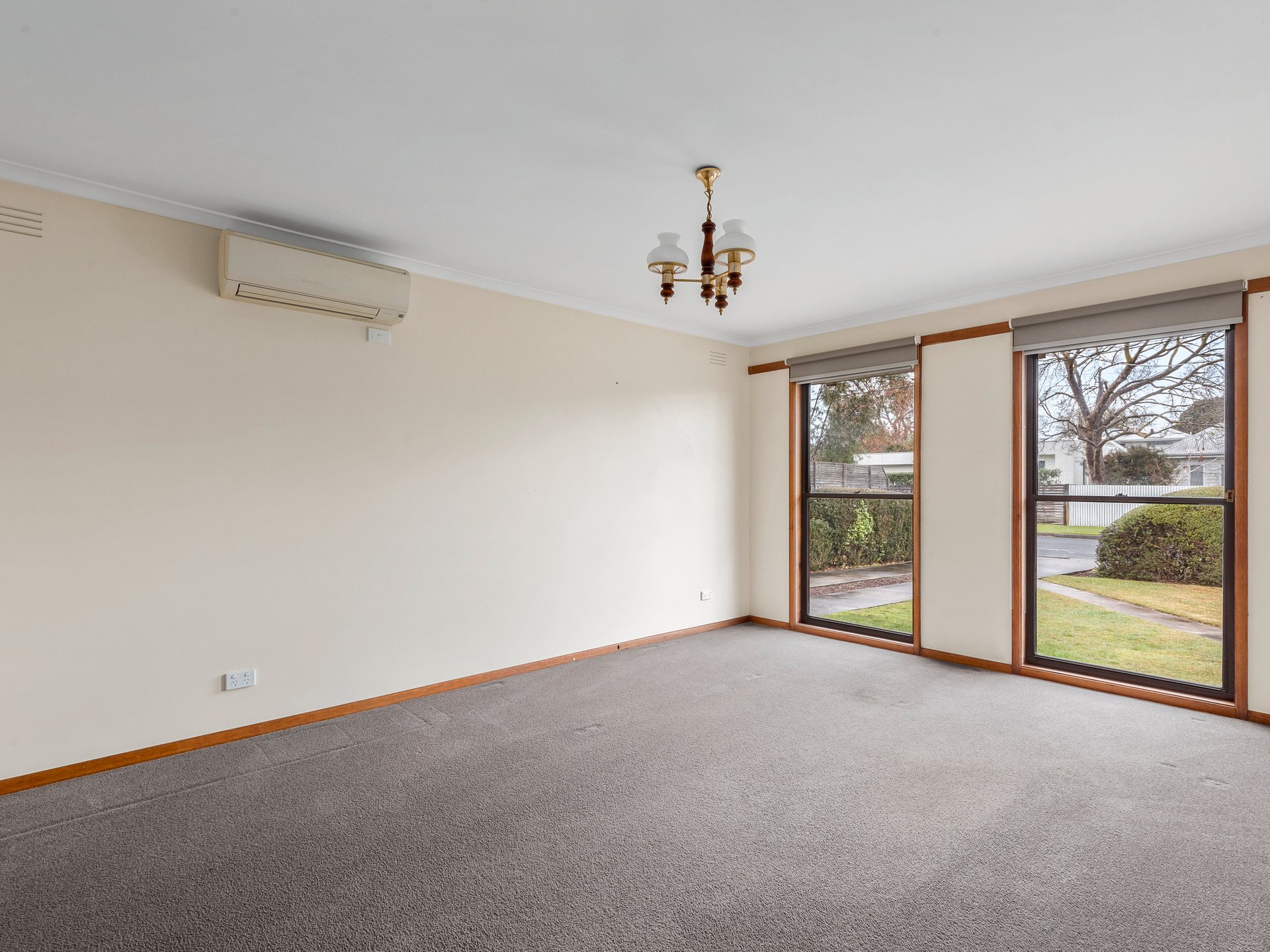 Property Gallery Thumbnail 7