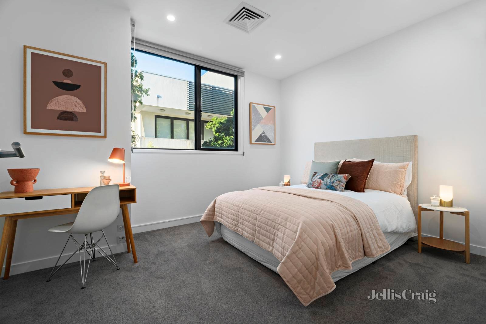 18 Norfolk Place, Malvern image 8