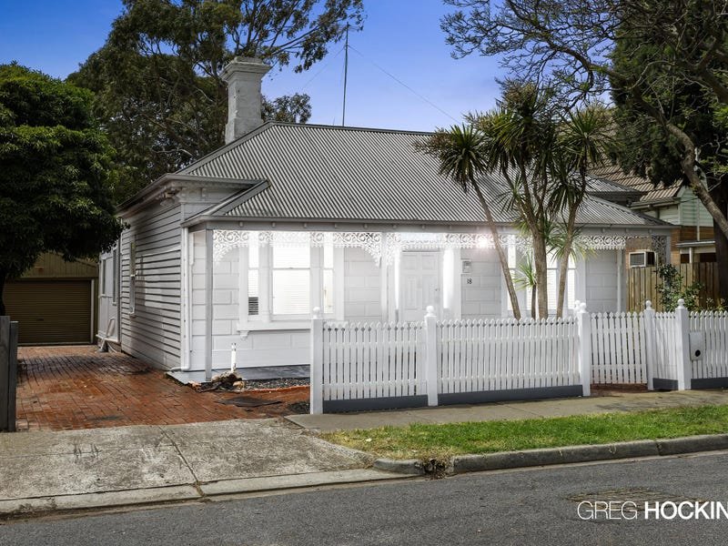 18 Oakbank Street, Newport image 1