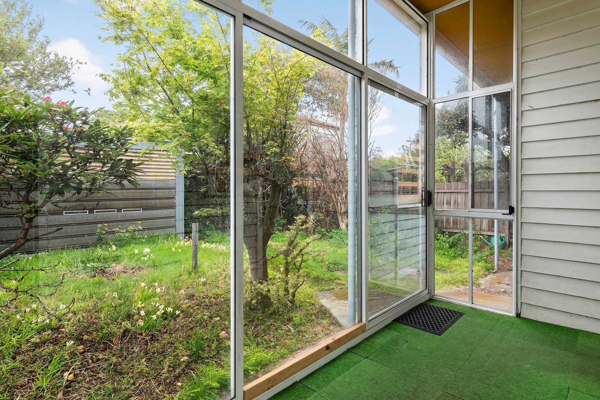 Property Gallery Thumbnail 11