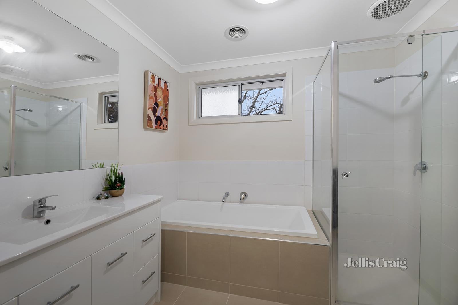 1/8 Oliver Street, Ringwood image 9