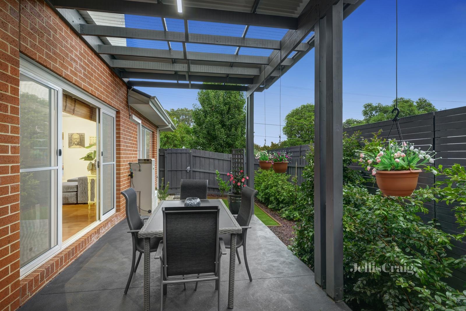 1/8 Oliver Street, Ringwood image 10