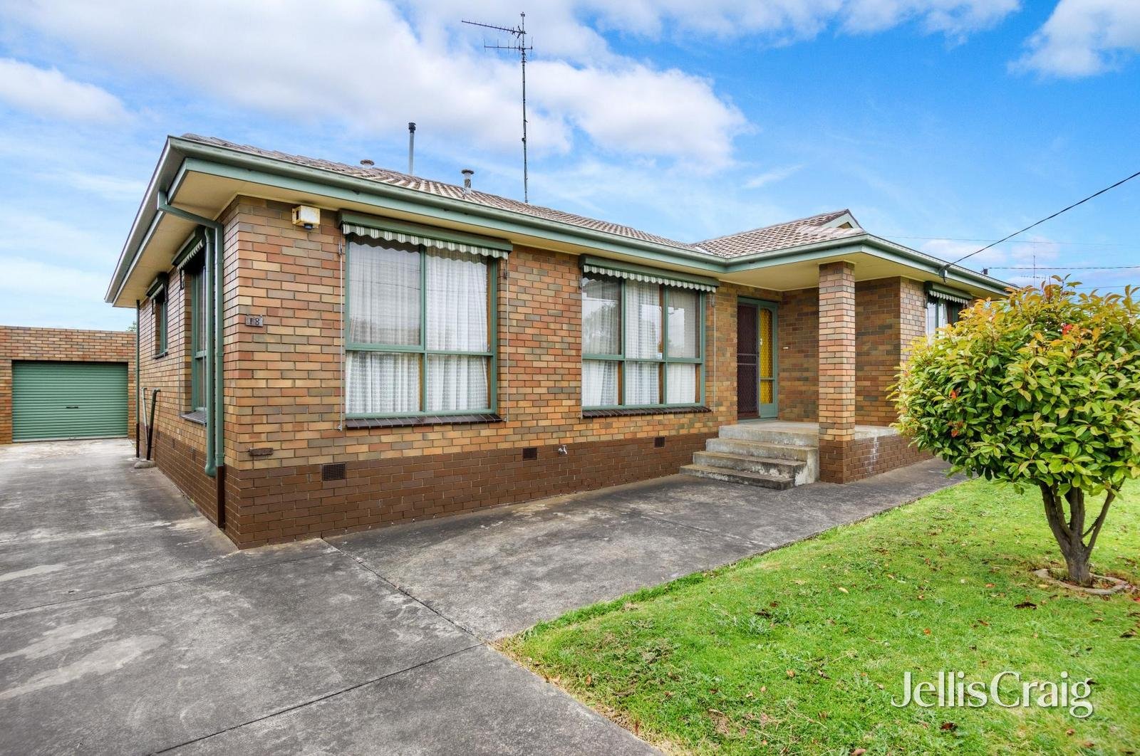 18 Ophir Street, Sebastopol image 1