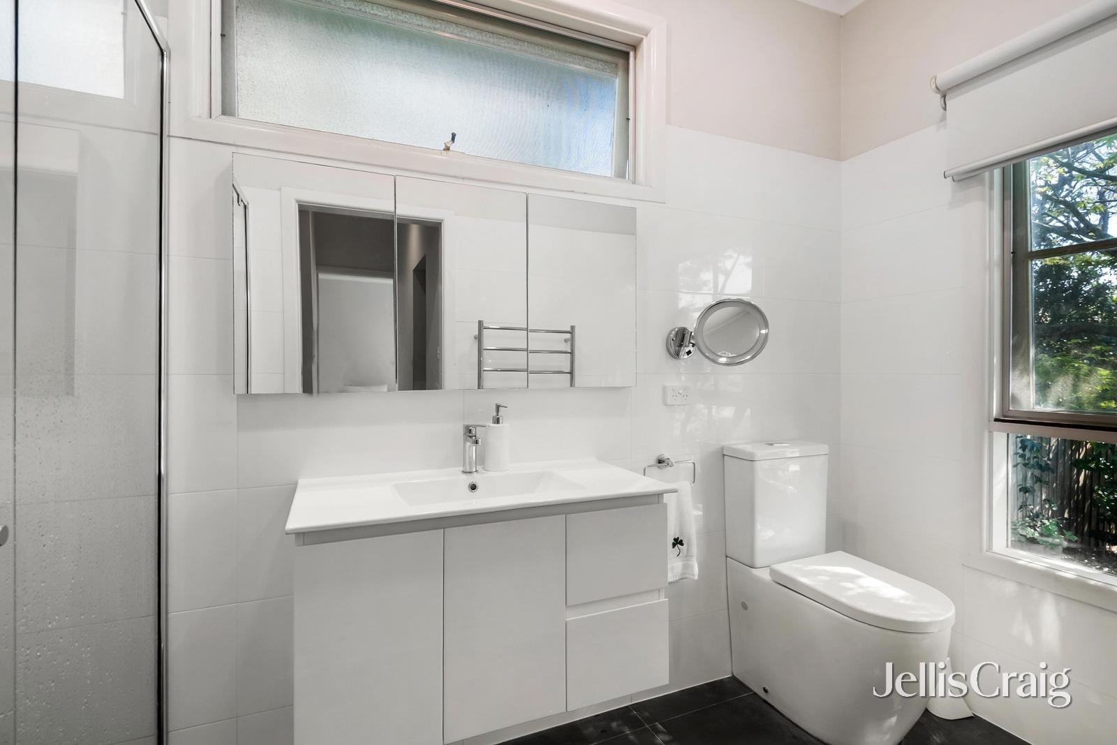 18 Palmer Avenue, Balwyn image 7