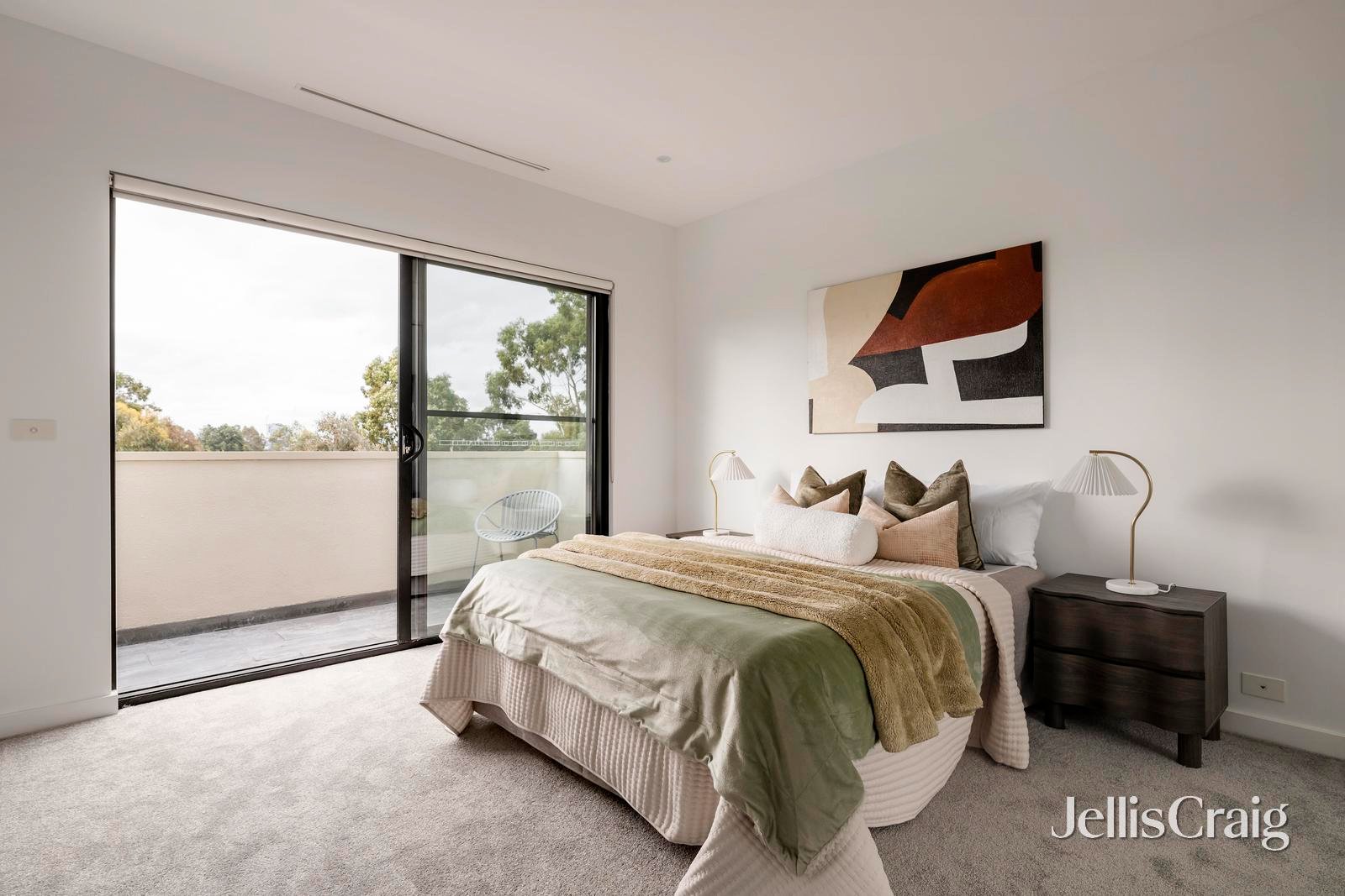 18 Park Avenue, Kew image 13