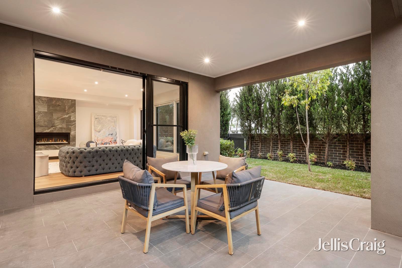18 Park Avenue, Kew image 18