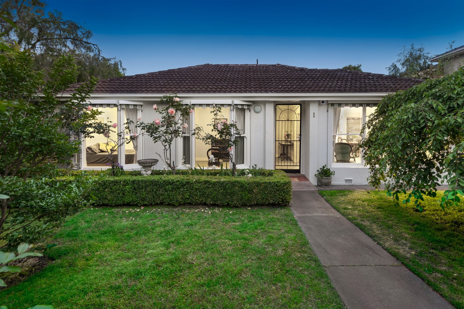 1/8 Park Street, Malvern image 1