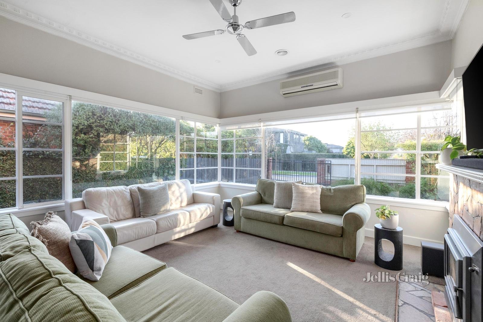 18 Patterson Road, Bentleigh image 2