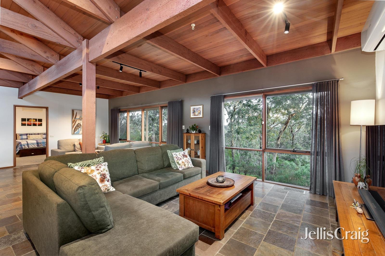 18 Penton Court, Diamond&nbsp;Creek image 3