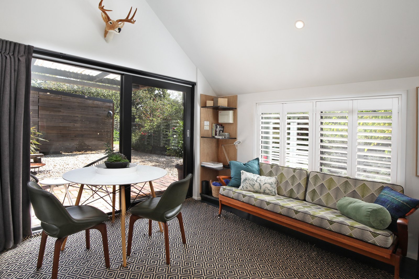 Property Gallery Thumbnail 6