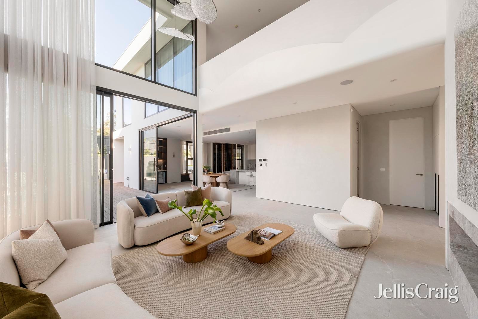 18 Ralton Avenue, Glen&nbsp;Waverley image 4