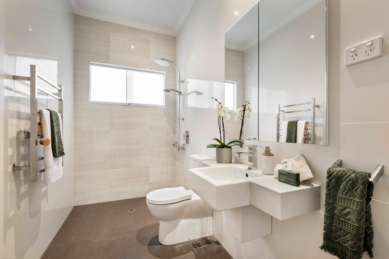 Property Gallery Thumbnail 15