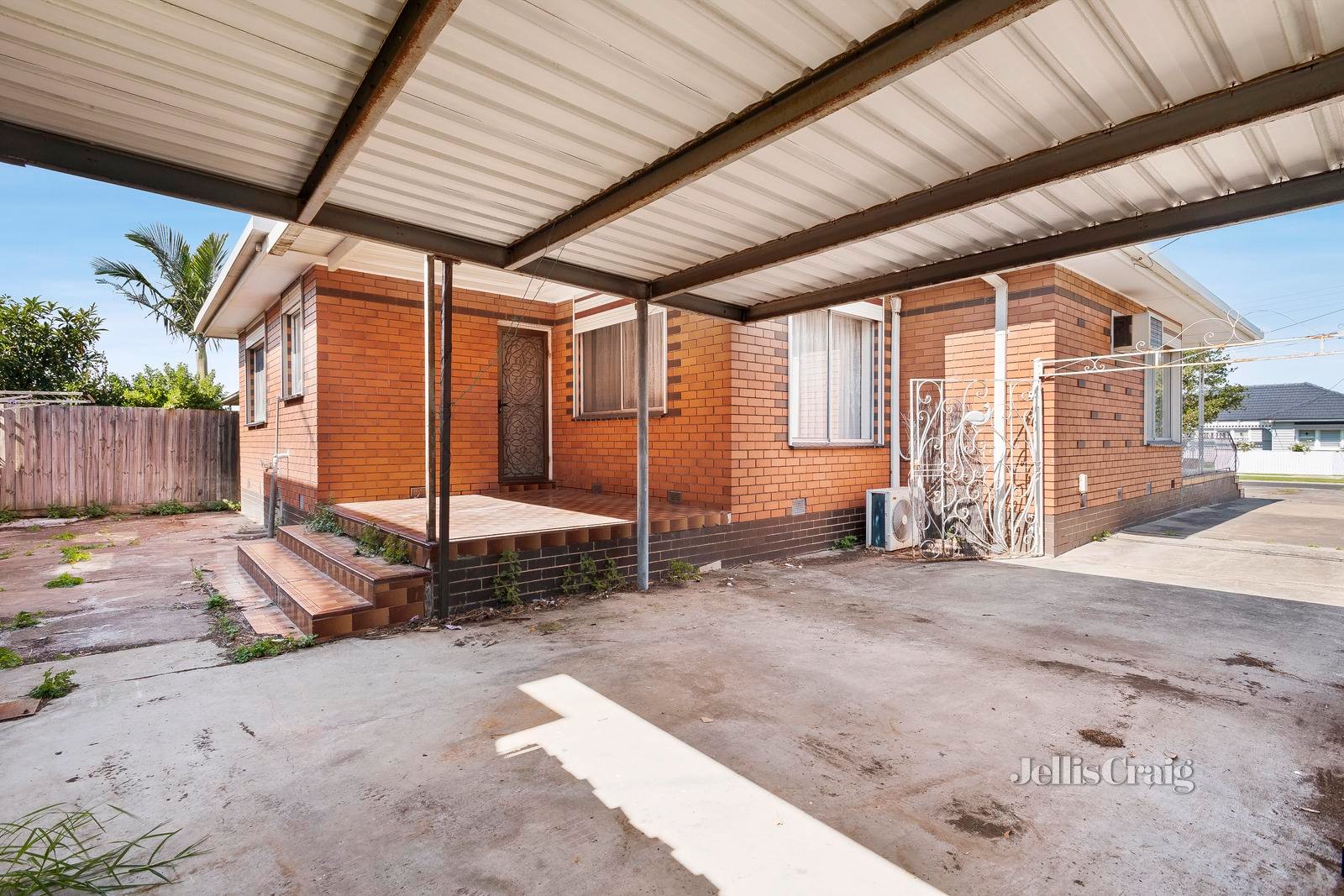 18 Ridley Avenue, Avondale Heights image 10