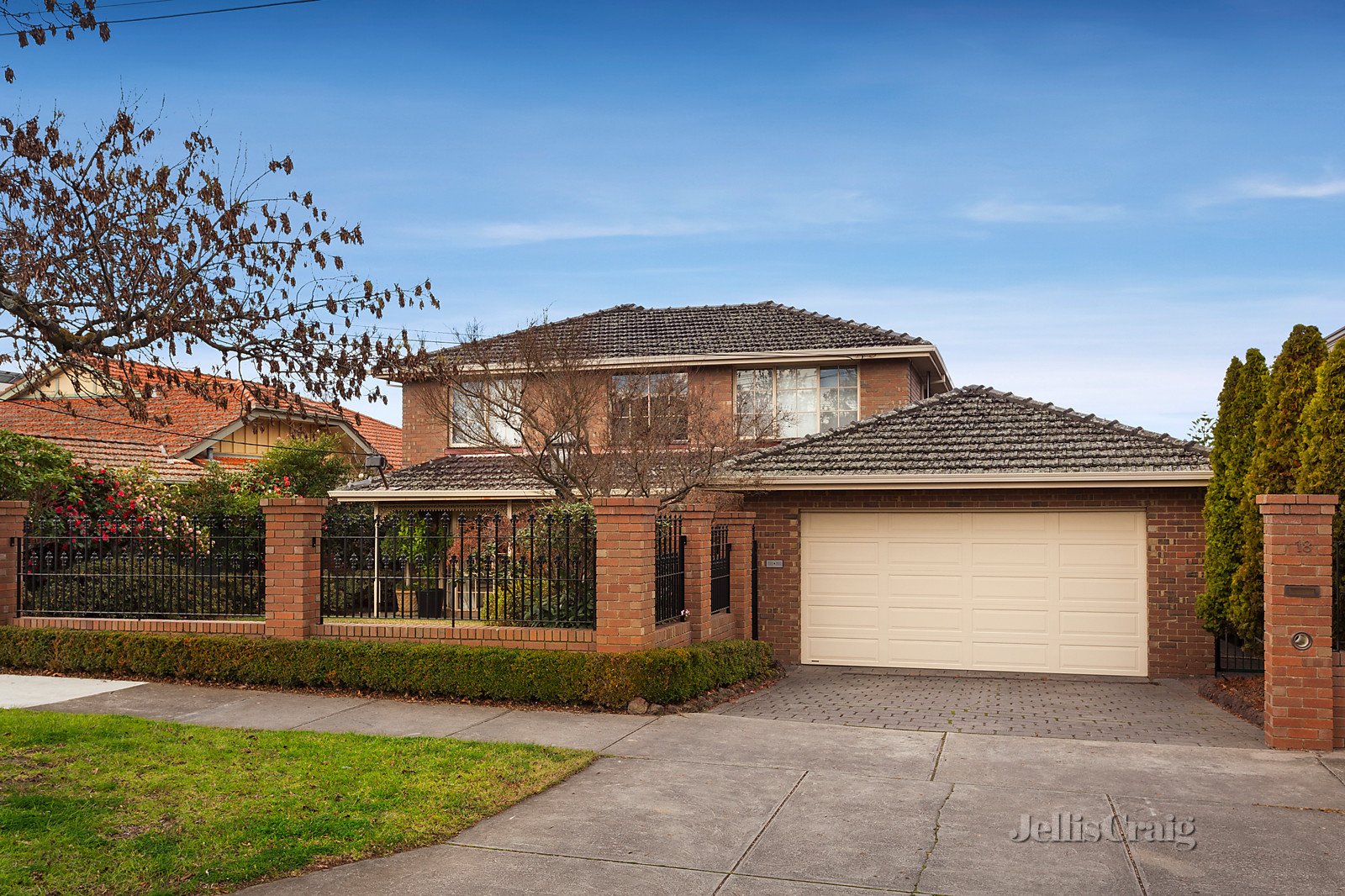 18 Roberts Street, Essendon image 2