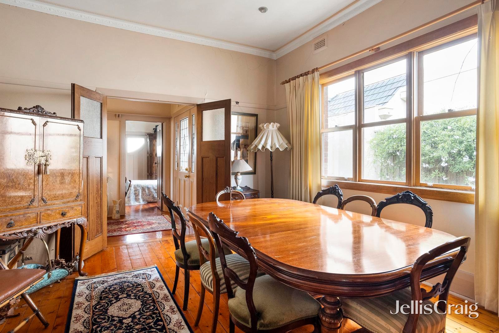 18 Rotherwood Road, Ivanhoe East image 3