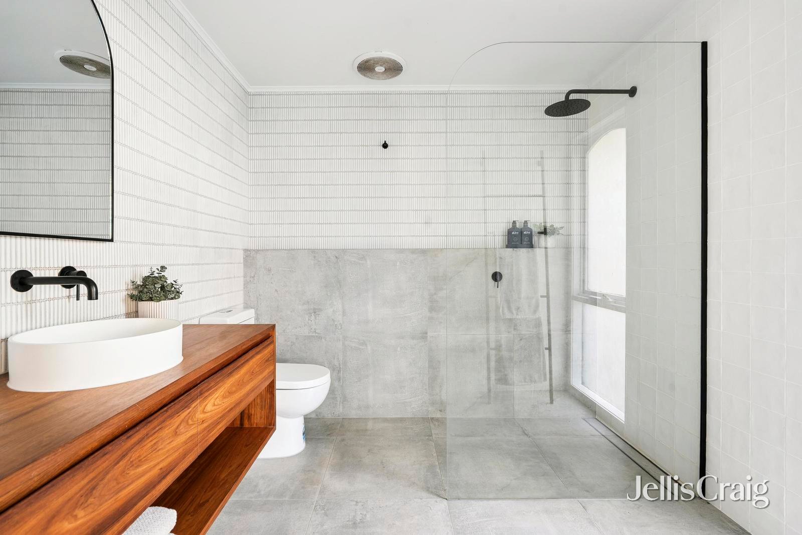 18 Rowan Court, Belmont image 5