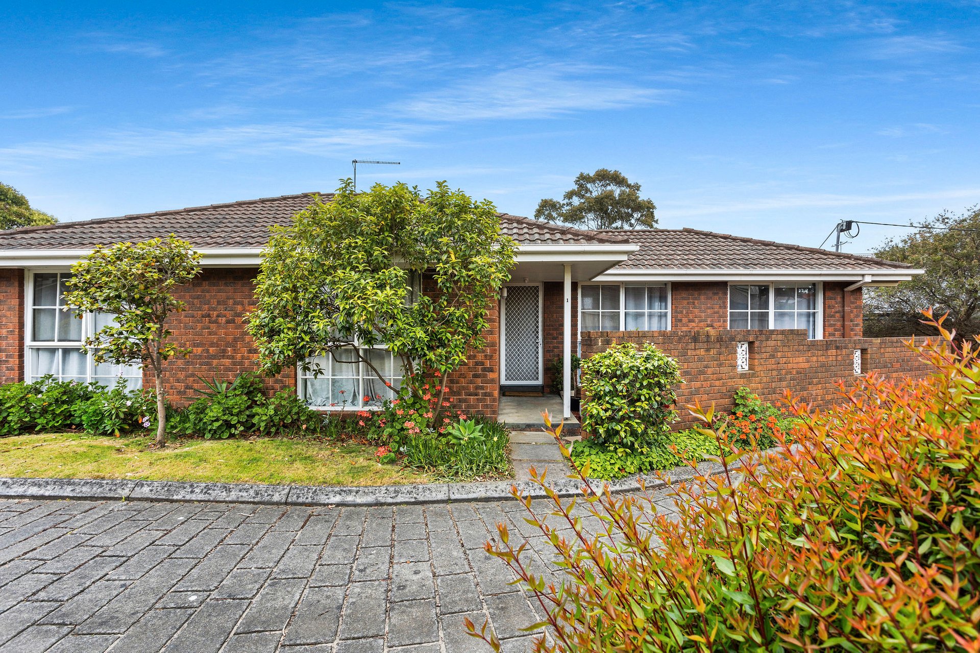 Property Gallery Thumbnail 6