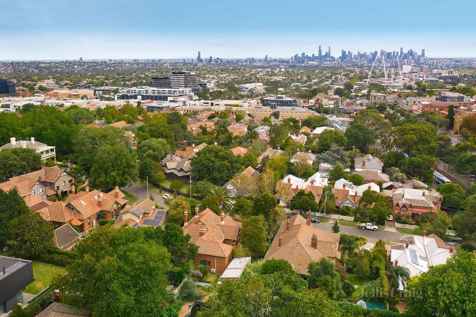 18 Royal Crescent, Camberwell image 18