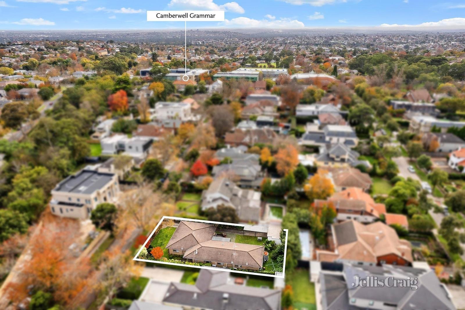 18 Rubens Grove, Canterbury image 4