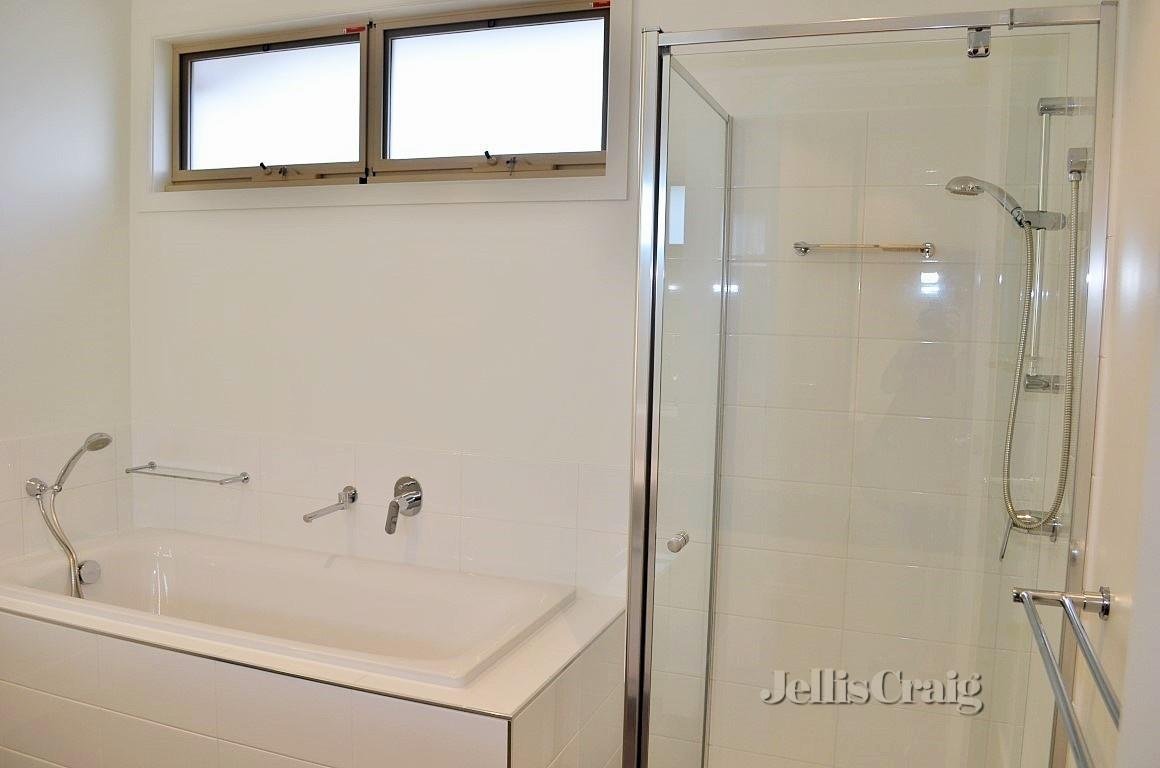 18 Ruby Street, Balwyn image 7