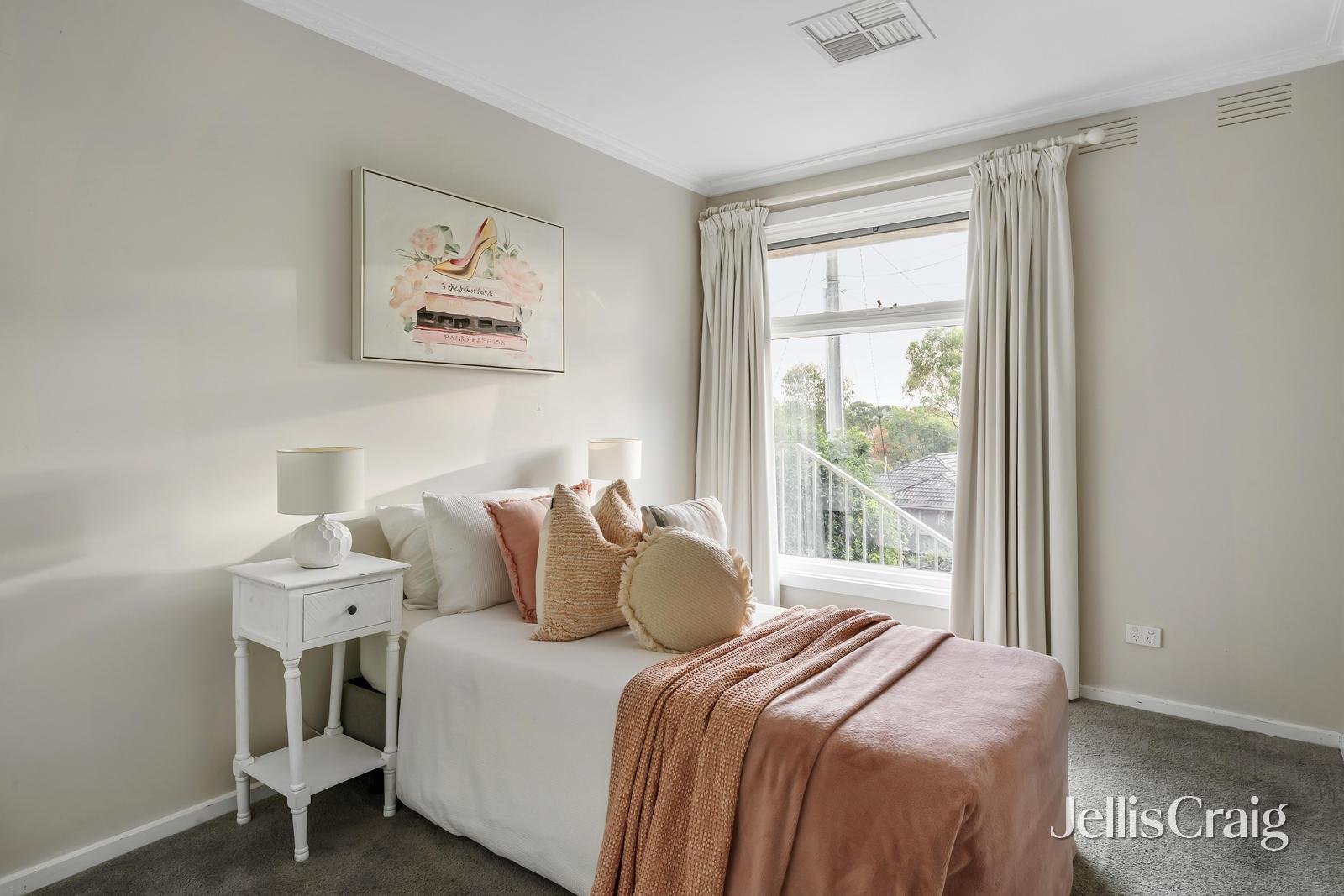 18 Russell Street, Greensborough image 9