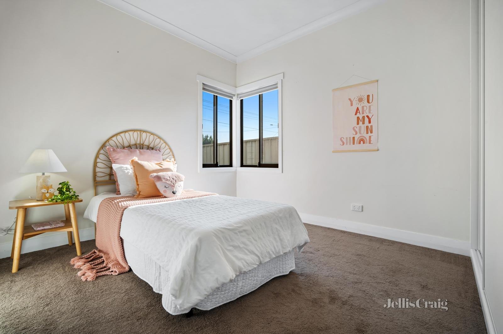 18 Salisbury Avenue, Newington image 13