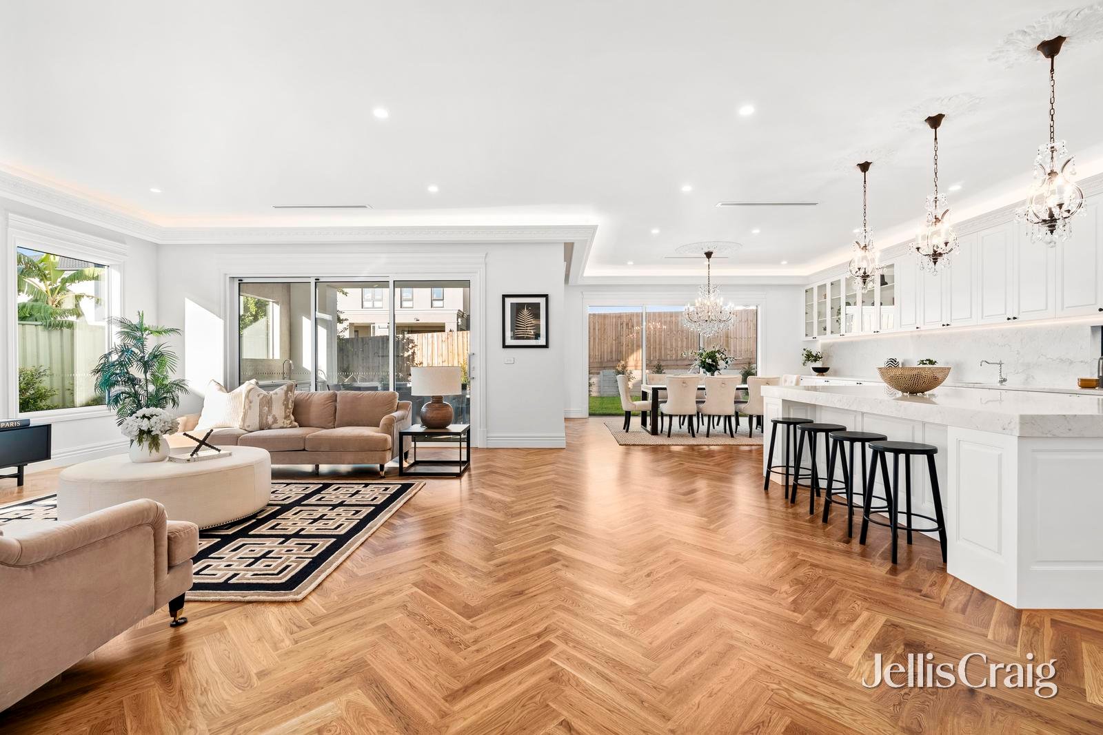 18 Sanday Street, Glen&nbsp;Waverley image 9