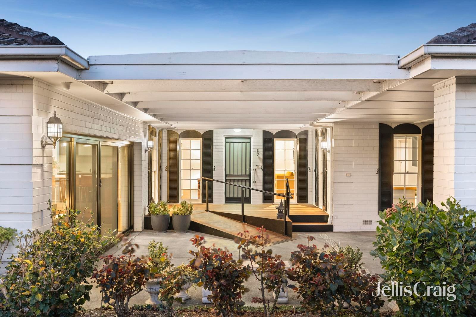 18 Sassafras Drive, Templestowe&nbsp;Lower image 2