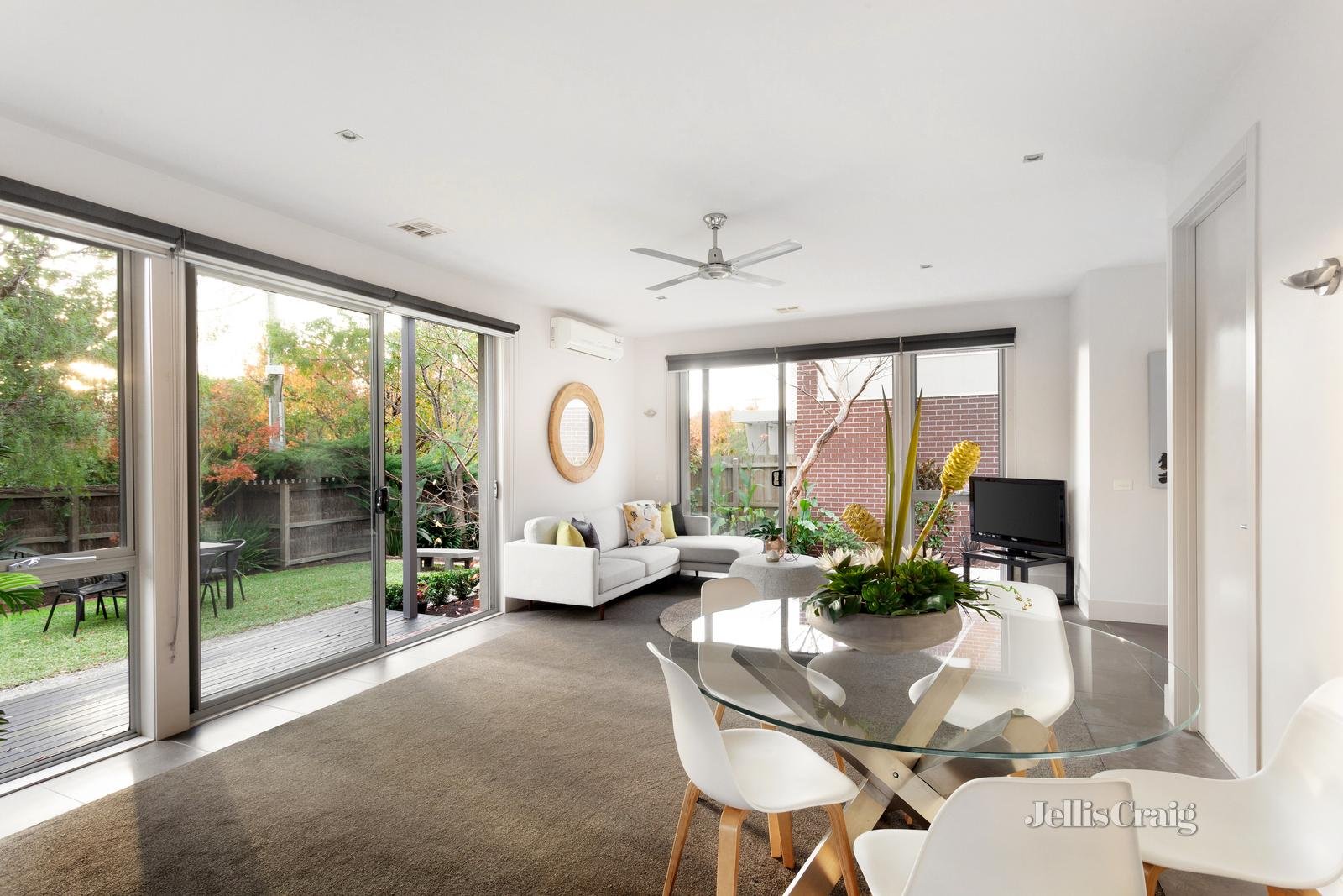 18 Scheele Street, Surrey Hills image 3