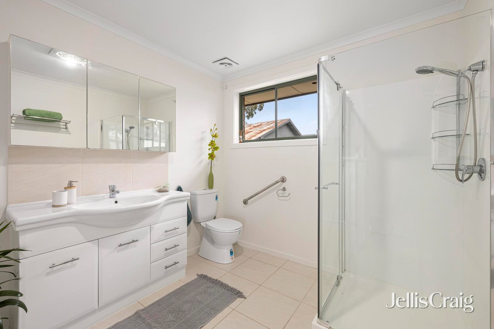 18 School Road, Seville image 9