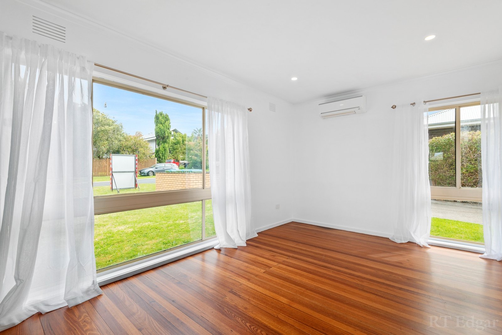 Property Gallery Thumbnail 2