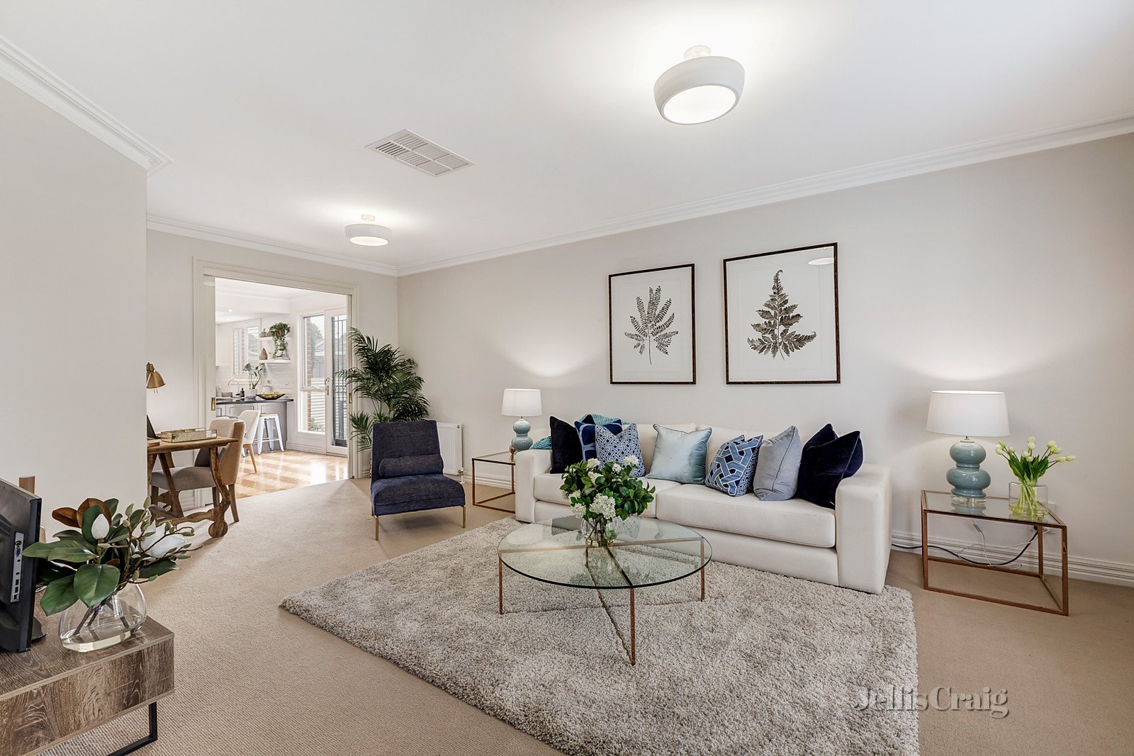 1/8 Severn Street, Balwyn North image 3