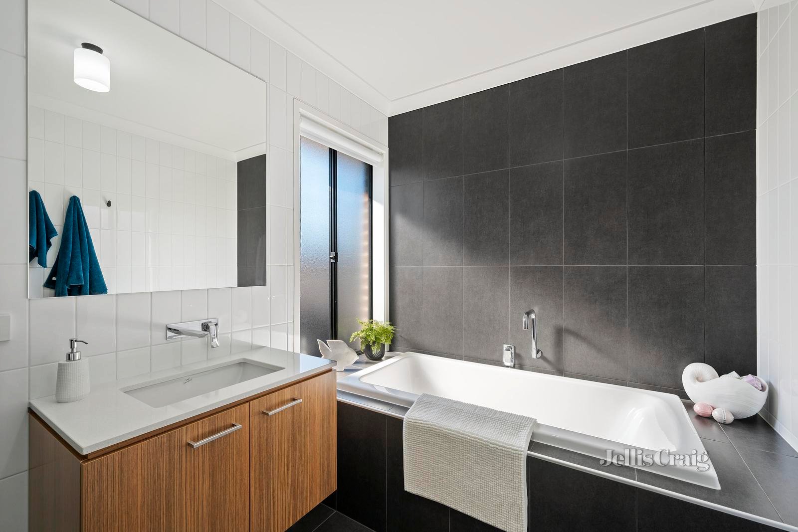 18 Sherwood Road, Chirnside Park image 24