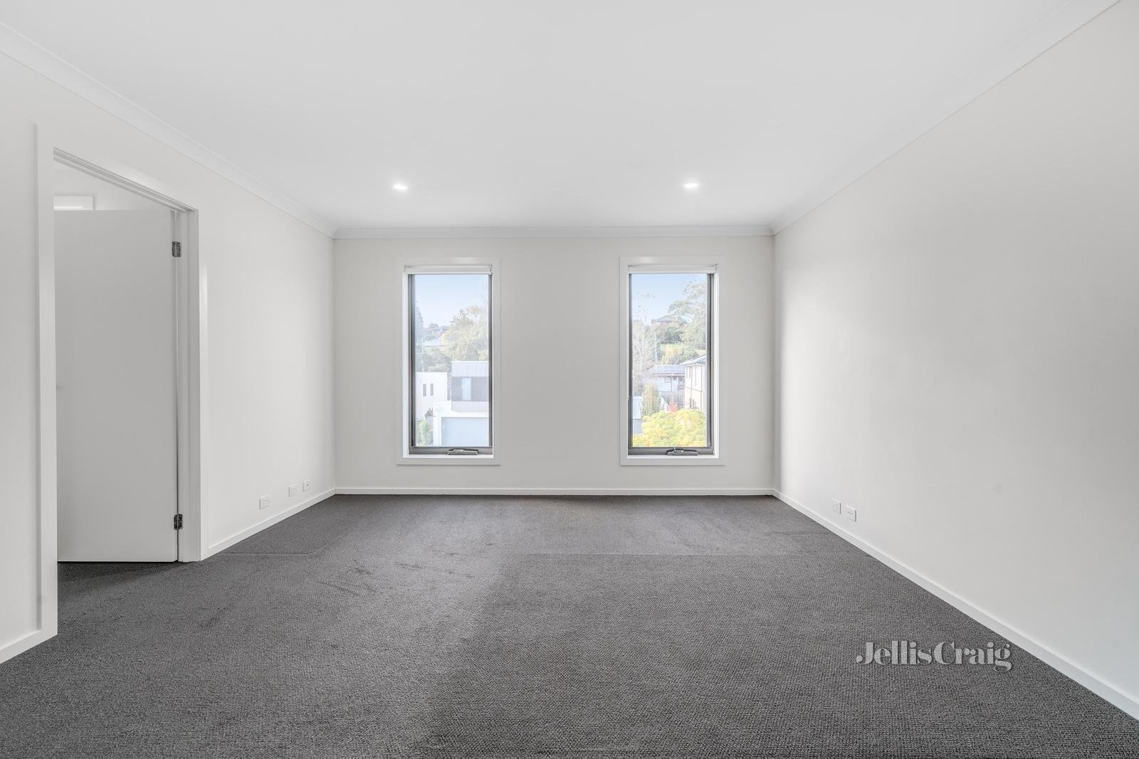 18 Simmons Court, Chirnside Park image 6