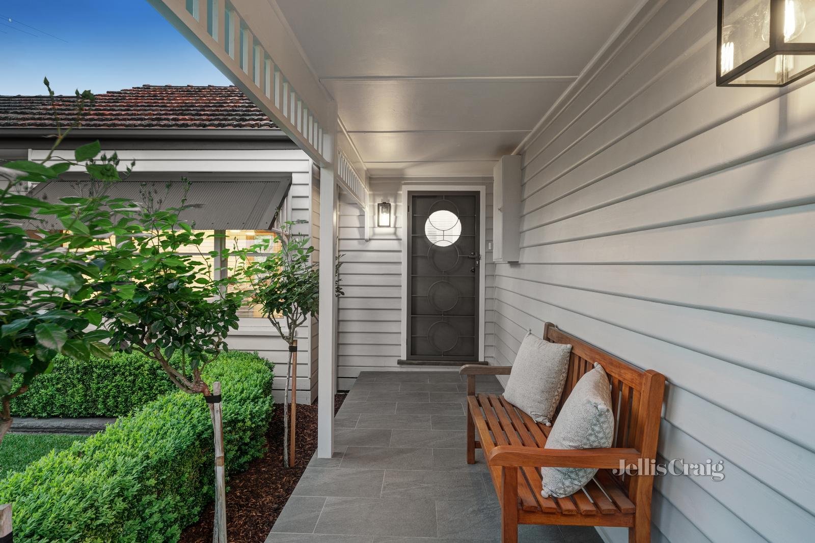 18 Simpson Street, Mitcham image 3