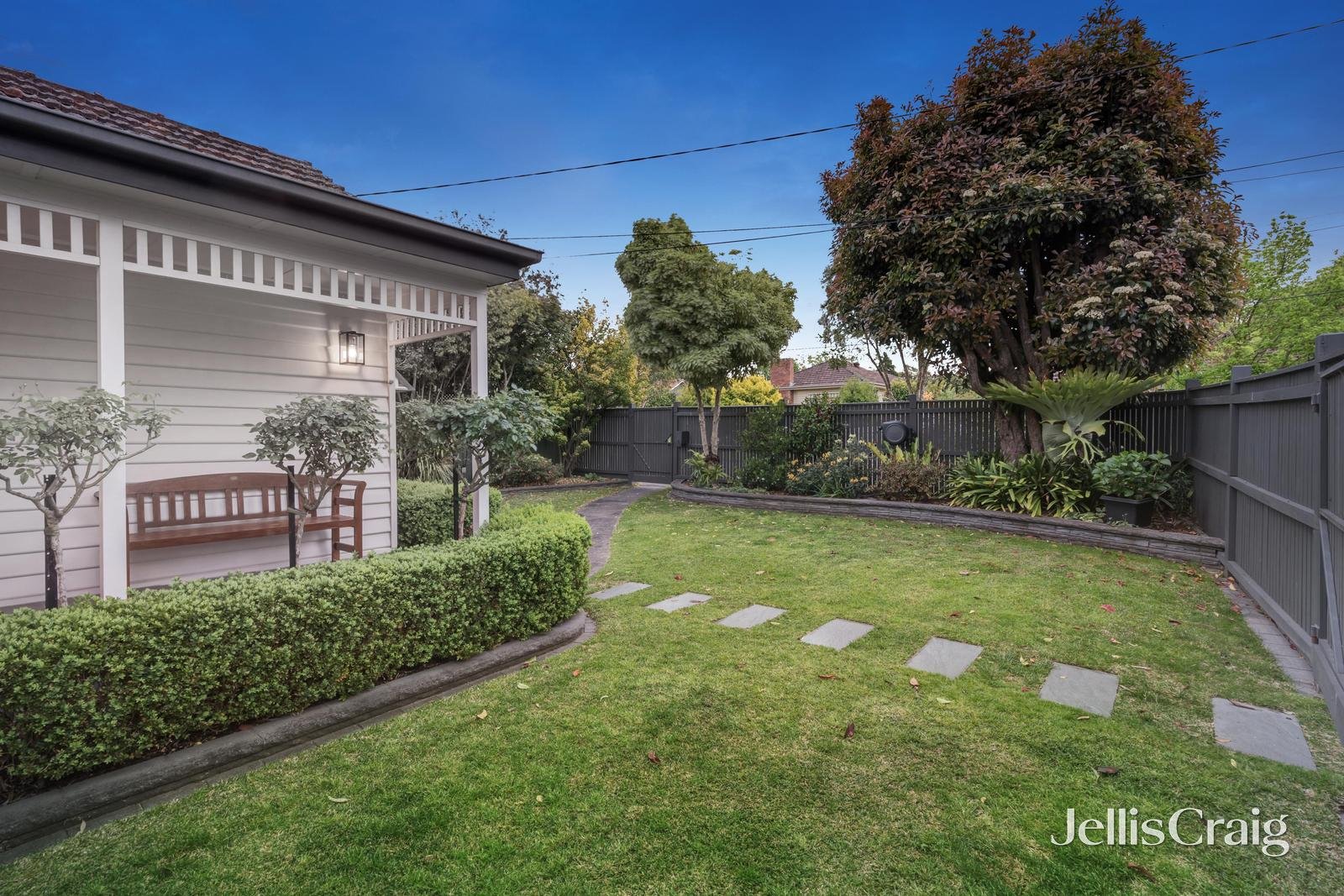 18 Simpson Street, Mitcham image 12