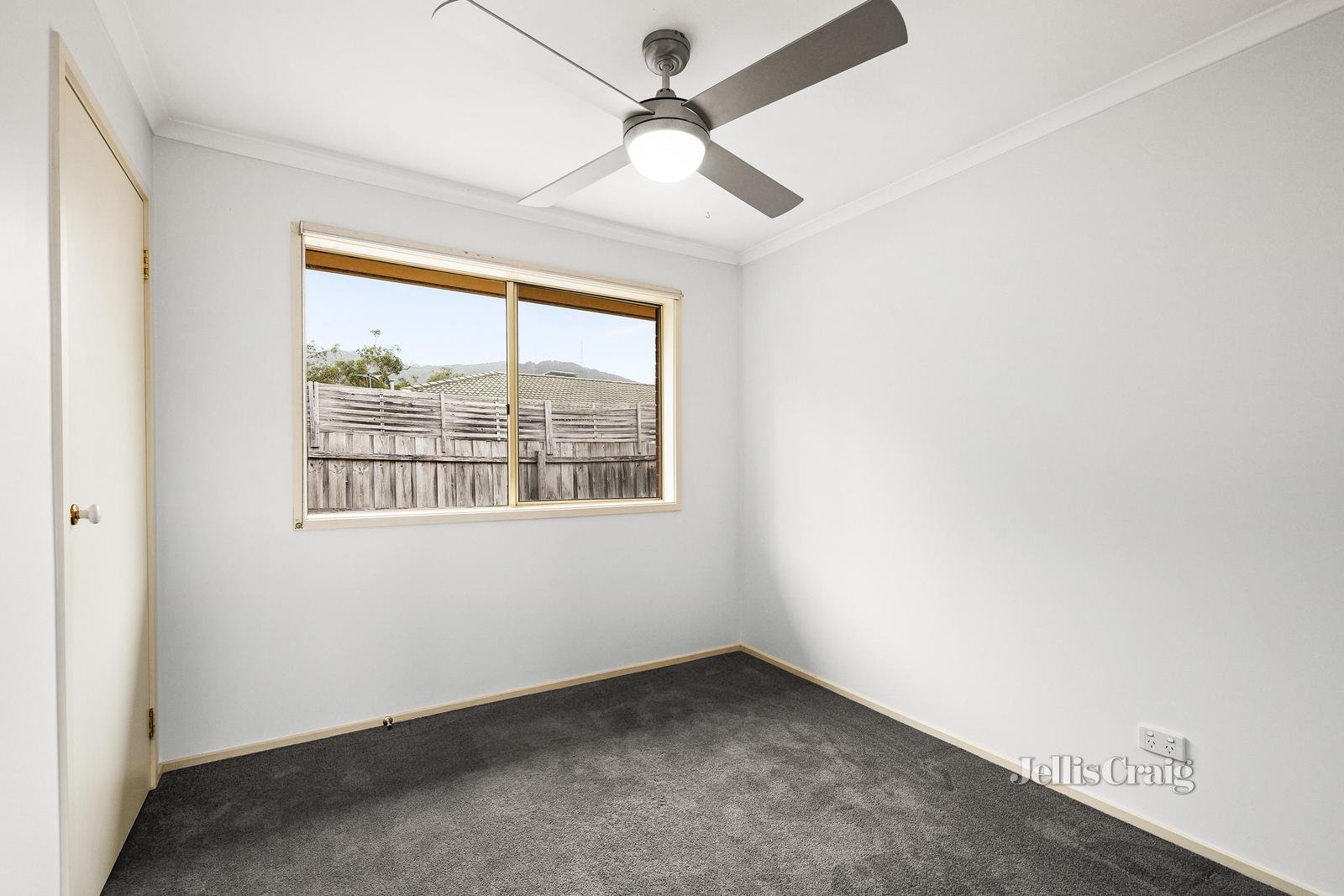 18 Snow Gum Drive, Kilsyth South image 6